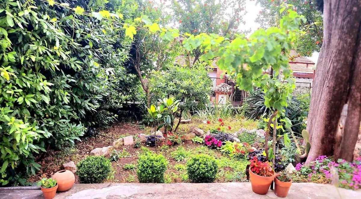 Be Free-Central-Free Parking-Garden-Bbq Pula 0*,